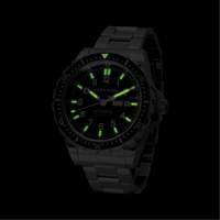Tr&egrave;s grande montre automatique avec jour/date avec bracelet en acier inoxydable, Num&eacute;rique, &agrave; piles, 46 mm, Argent Helyx Safety & Industrial Supplies