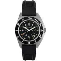 Montre Steel Navigator avec date sur ensemble bracelet en caoutchouc noir de trois morceaux, Num&eacute;rique, &agrave; piles, 41 mm, Noir Helyx Safety & Industrial Supplies