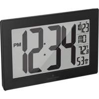 Horloge murale &agrave; r&eacute;glage et ajustement automatiques avec support, Num&eacute;rique, &agrave; piles, Noir Helyx Safety & Industrial Supplies