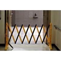 Xpandit Barricade, 36" H x 11.5' L, Black/Yellow Helyx Safety & Industrial Supplies