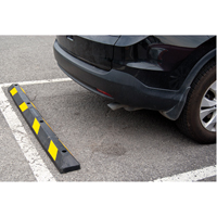 Butoir pour espace de stationnement, Caoutchouc, 6' l, Noir/Jaune Helyx Safety & Industrial Supplies