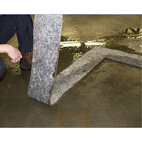 Spilltration Husky Strips, Oil Only, 64" x 8", 4 gal. Absorbancy Helyx Safety & Industrial Supplies