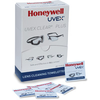 Uvex&reg; Clear&reg; Plus Towelettes, 5.25" x 8", Pack Of 100 Helyx Safety & Industrial Supplies
