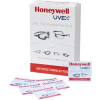 Uvex&reg; Fog Eliminator Plus Lens Towelettes, 4" x 5", Pack Of 100 Helyx Safety & Industrial Supplies