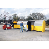 P20 Plus Ultra-Hard Top Spill Pallets sans drain, 312" lo x 79" la x 62" h, Capacit&eacute; de charge 9000 lb Helyx Safety & Industrial Supplies