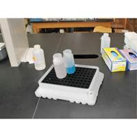 P4 Ultra-Spill Tray, 17" lo x 21" la x 4" h, Cap. de d&eacute;versement 2,9 gal. US Helyx Safety & Industrial Supplies