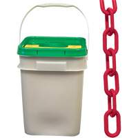 Chaîne de s&eacute;curit&eacute; en plastique robuste, Rouge, Maillon de 2", 120' de long Helyx Safety & Industrial Supplies
