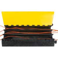 Protecteur de c&acirc;bles en polyur&eacute;thane, 3 canaux, 35,43" lo x 19,69" la x 3" h Helyx Safety & Industrial Supplies