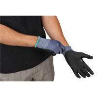 Gants r&eacute;sistant &agrave; la coupe, Taille Petit, Calibre 15, Rev&ecirc;tement Mousse de nitrile, Enveloppe en PEHP, ASTM ANSI niveau A3 Helyx Safety & Industrial Supplies