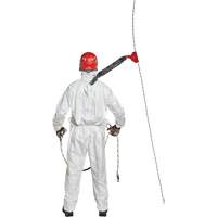 Combinaison jetable compatible avec harnais, Petit, Blanc, Tyvek 500 Helyx Safety & Industrial Supplies