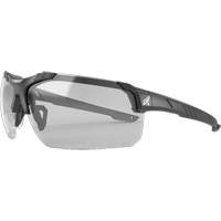 Lunettes de s&eacute;curit&eacute; Tacana avec Vapor Shield, Antibu&eacute;e/Antireflet, ANSI Z87+/R&eacute;pond ou surpasse la norme CSA Z94.3 Helyx Safety & Industrial Supplies