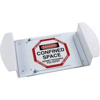Panneau pour trou d'homme "Danger Confined Space Permit Required For Entry", 21" x 30", Polystyr&egrave;ne, Anglais Helyx Safety & Industrial Supplies