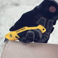 Self-Retracting Utility Knife, Steel, Cushion Handle Helyx Safety & Industrial Supplies