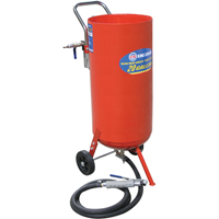 Pressure Abrasive Sandblasters, 6-25 CFM, 16.6 Gal. (20 US Gal) Tank Helyx Safety & Industrial Supplies