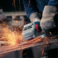 Grande meule angulaire avec poign&eacute;e &agrave; queue, 7", 120 V, 15 A, 6500 Tr/min Helyx Safety & Industrial Supplies
