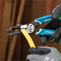 Outil polyvalent Klein-Kurve pour d&eacute;nuder, couper et sertir les fils, 8-1/4" lo, 8 - 20 AWG Helyx Safety & Industrial Supplies