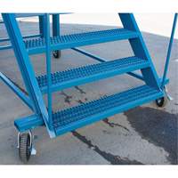 &eacute;chelle &agrave; neige, Acier, 10 Marches, 99" ha, 85-1/2" p, 48" Marche, Stri&eacute; Helyx Safety & Industrial Supplies
