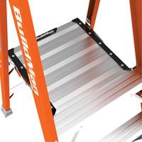 Escabeau avec plateforme Safespace, 12', Cap. De 300 lb Helyx Safety & Industrial Supplies