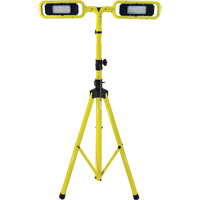 Lampe double Beacon Infinity avec tr&eacute;pied et support magn&eacute;tique, DEL, 40 W, 10800 lumens, Boîtier en Plastique/Aluminium Helyx Safety & Industrial Supplies