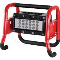 Lampe de sc&egrave;ne rechargeable et portative Scene Light II, DEL, 10000 lumens, Boîtier en Plastique Helyx Safety & Industrial Supplies