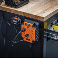 Bloc multiprise magn&eacute;tique Powerbox 1, 4 Prise(s), 5', 120 V Helyx Safety & Industrial Supplies
